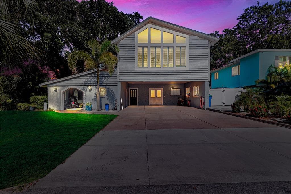 13 BAYOU LANE PALM HARBOR, FL 34683