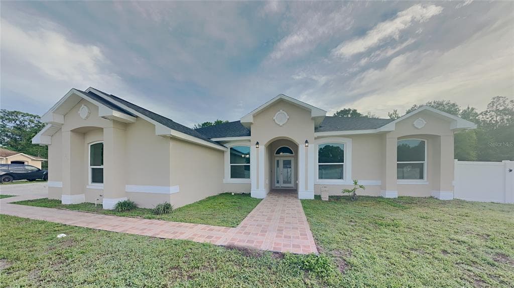 334 COLONY COURT KISSIMMEE, FL 34758