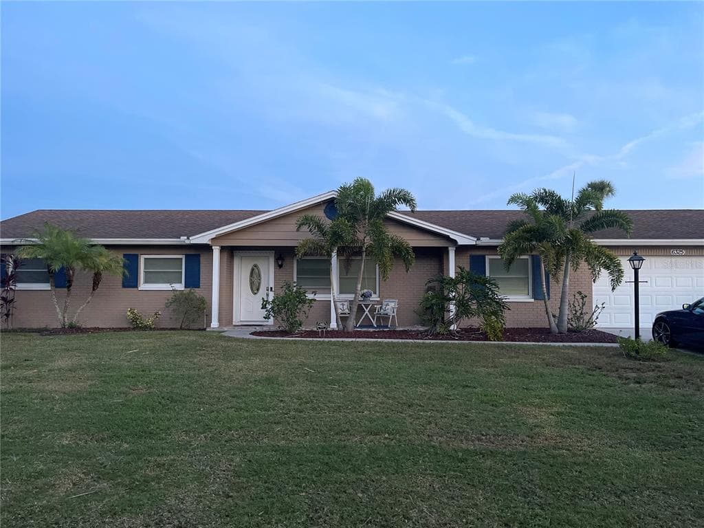 6325 JAMAICA CIRCLE E APOLLO BEACH, FL 33572