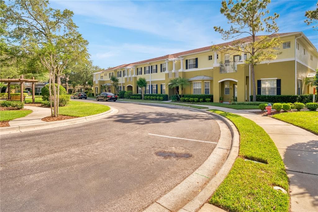 7447 ARLINGTON GROVE CIRCLE TAMPA, FL 33625