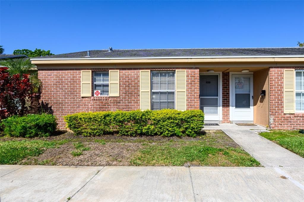 8350 9TH WAY N UNIT 0 ST PETERSBURG, FL 33702
