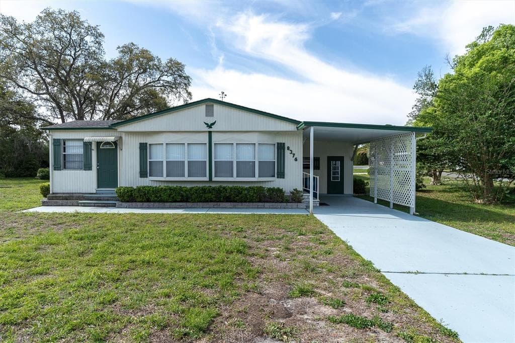 8376 HIGHPOINT BOULEVARD BROOKSVILLE, FL 34613