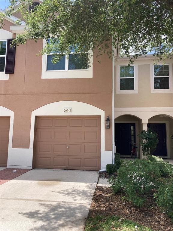 26544 CHIMNEY SPIRE LANE WESLEY CHAPEL, FL 33544
