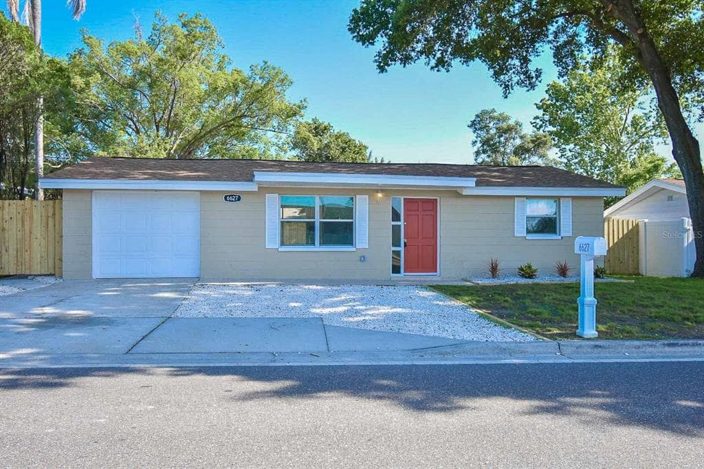 6627 MAIN STREET NEW PORT RICHEY, FL 34653
