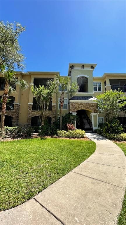 10019 COURTNEY PALMS BOULEVARD UNIT 203 TAMPA, FL 33619