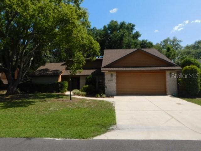 34498 CEDARFIELD DRIVE RIDGE MANOR, FL 33523