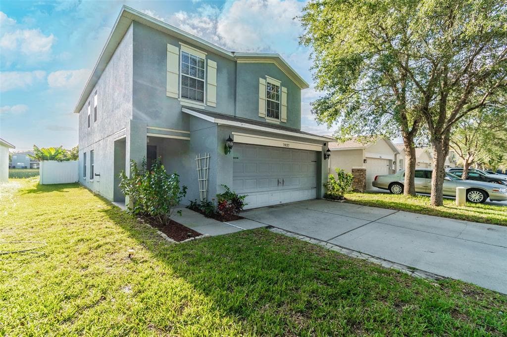 7837 CARRIAGE POINTE DRIVE