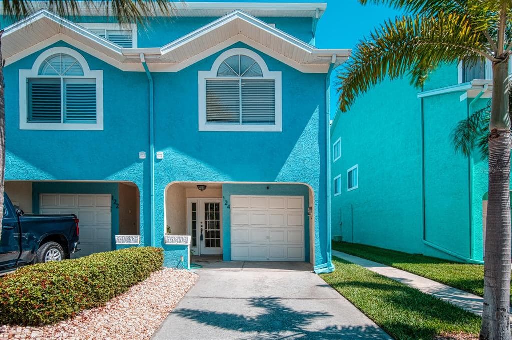 124 MARCDALE BOULEVARD INDIAN ROCKS BEACH, FL 33785