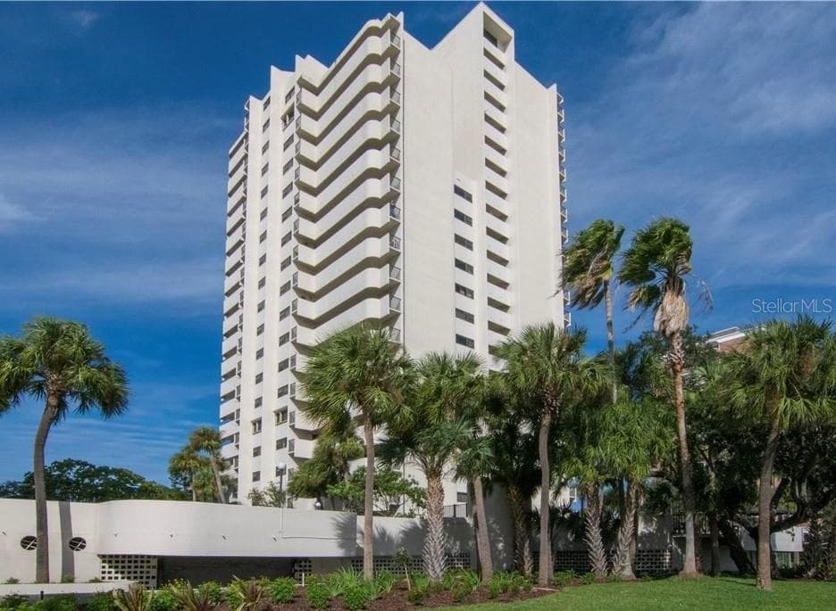 4141 BAYSHORE BOULEVARD UNIT 1603 TAMPA, FL 33611