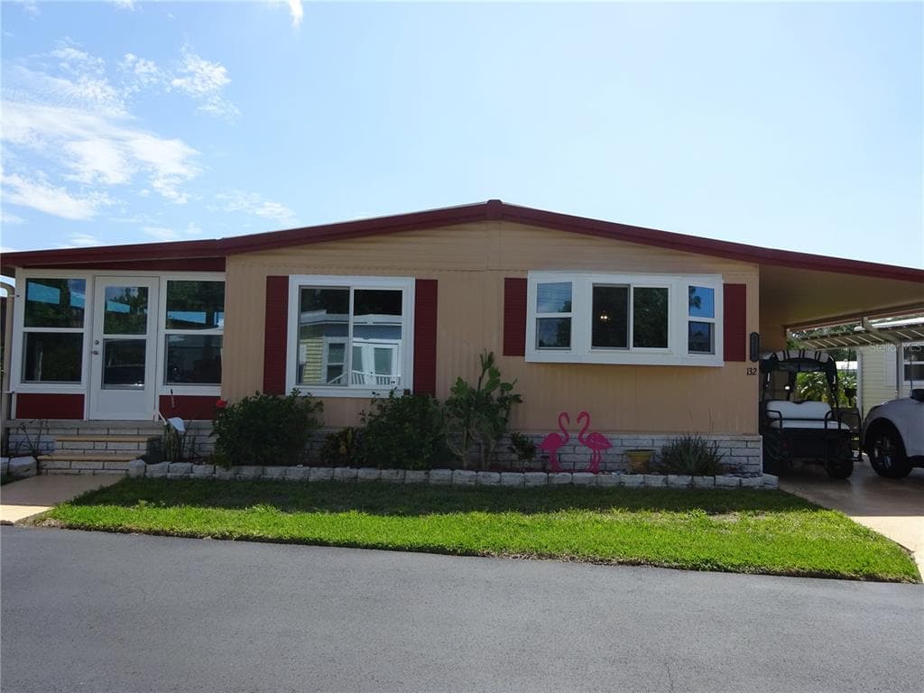 5230 POINCIANA CIRCLE NEW PORT RICHEY, FL 34653