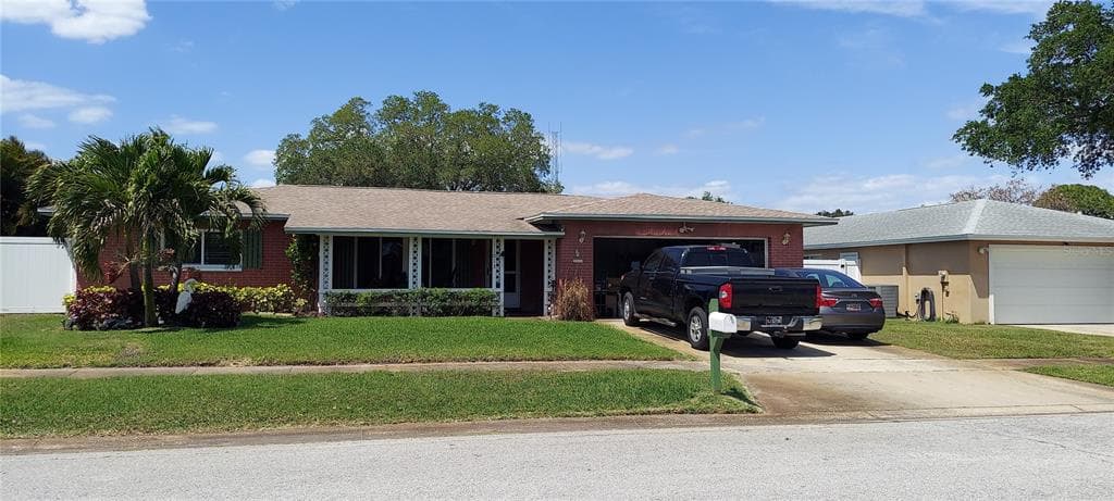 11013 127TH AVENUE LARGO, FL 33778