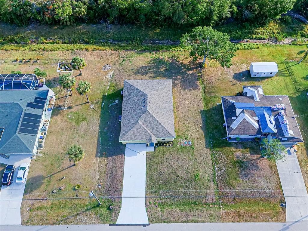 2596 PICKARD LANE NORTH PORT, FL 34286