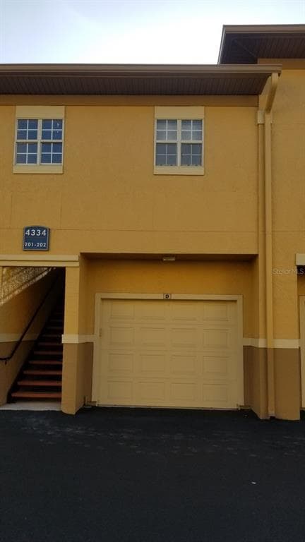 4334 BAYSIDE VILLAGE DRIVE UNIT 201 TAMPA, FL 33615