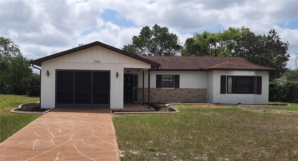 9010 BONNET WAY WEEKI WACHEE, FL 34613