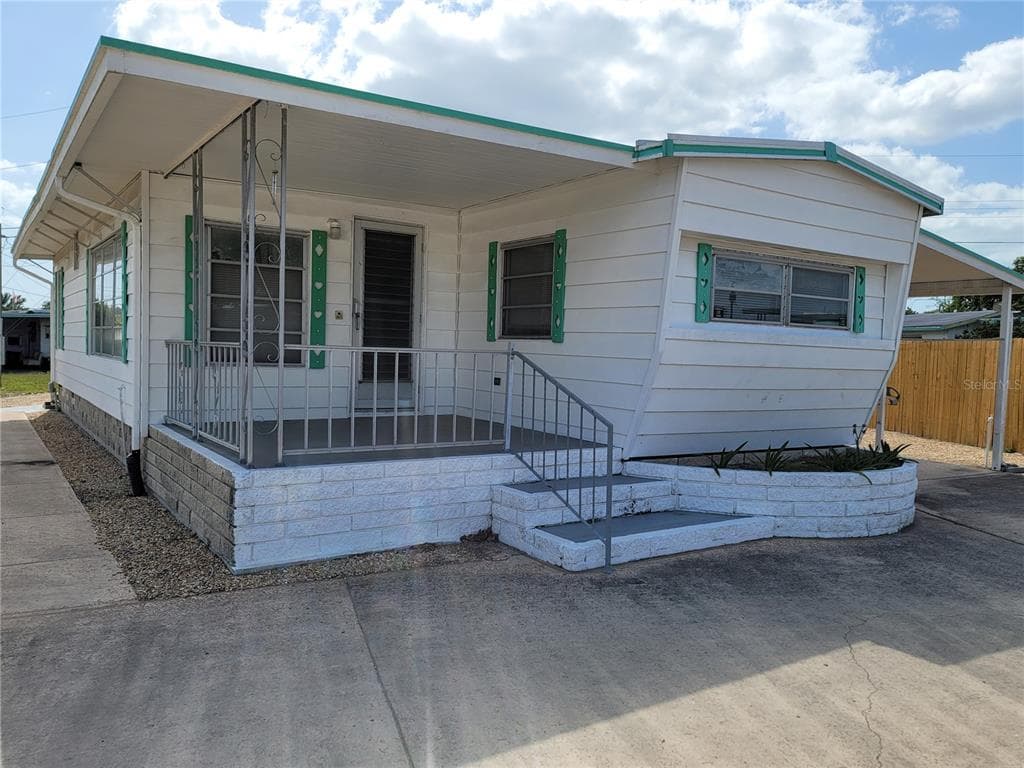 1803 KEPNER DRIVE HOLIDAY, FL 34691