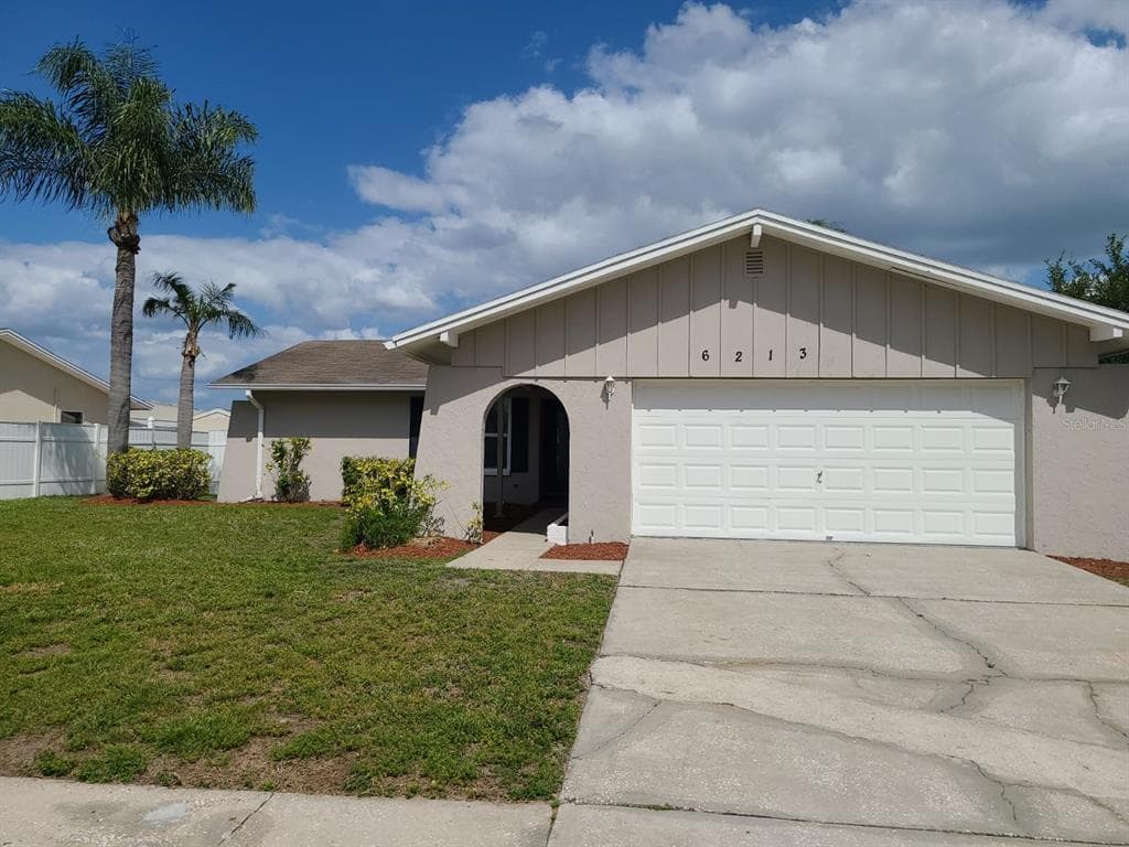 6213 IMPERIAL KEY TAMPA, FL 33615