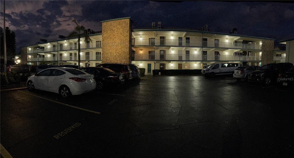 6100 12TH STREET S UNIT 212 ST PETERSBURG, FL 33705