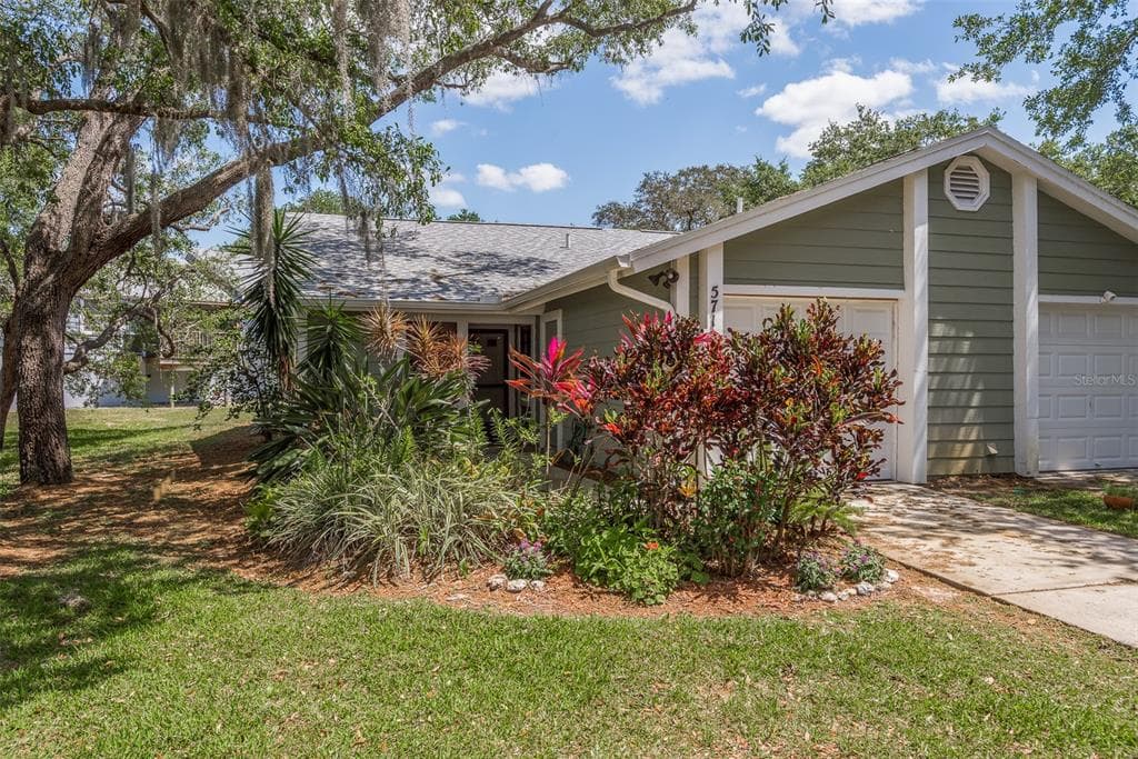 39650 US HIGHWAY 19 N UNIT 571 TARPON SPRINGS, FL 34689
