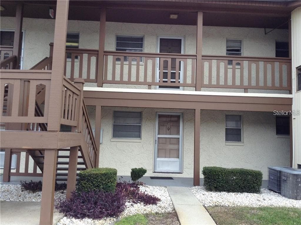 5154 TURQUOISE LANE UNIT 102 NEW PORT RICHEY, FL 34652