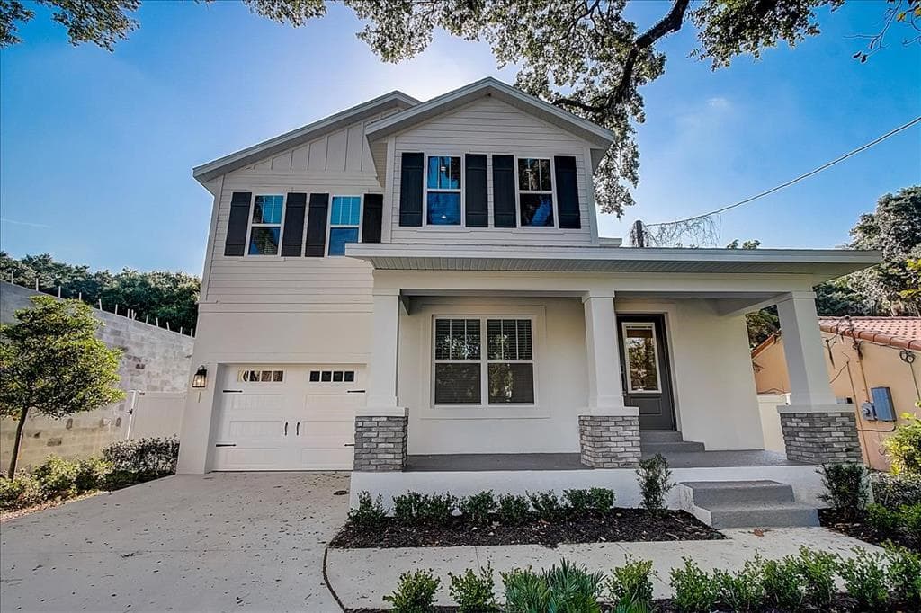 1745 HOUR GLASS DRIVE ORLANDO, FL 32806