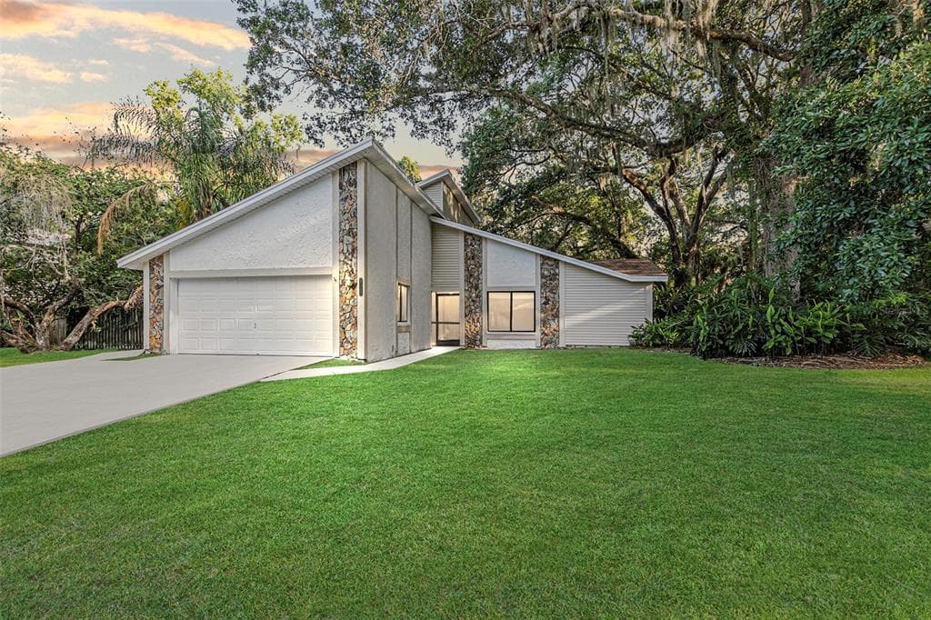 2507 HIGH OAKS LANE LUTZ, FL 33559