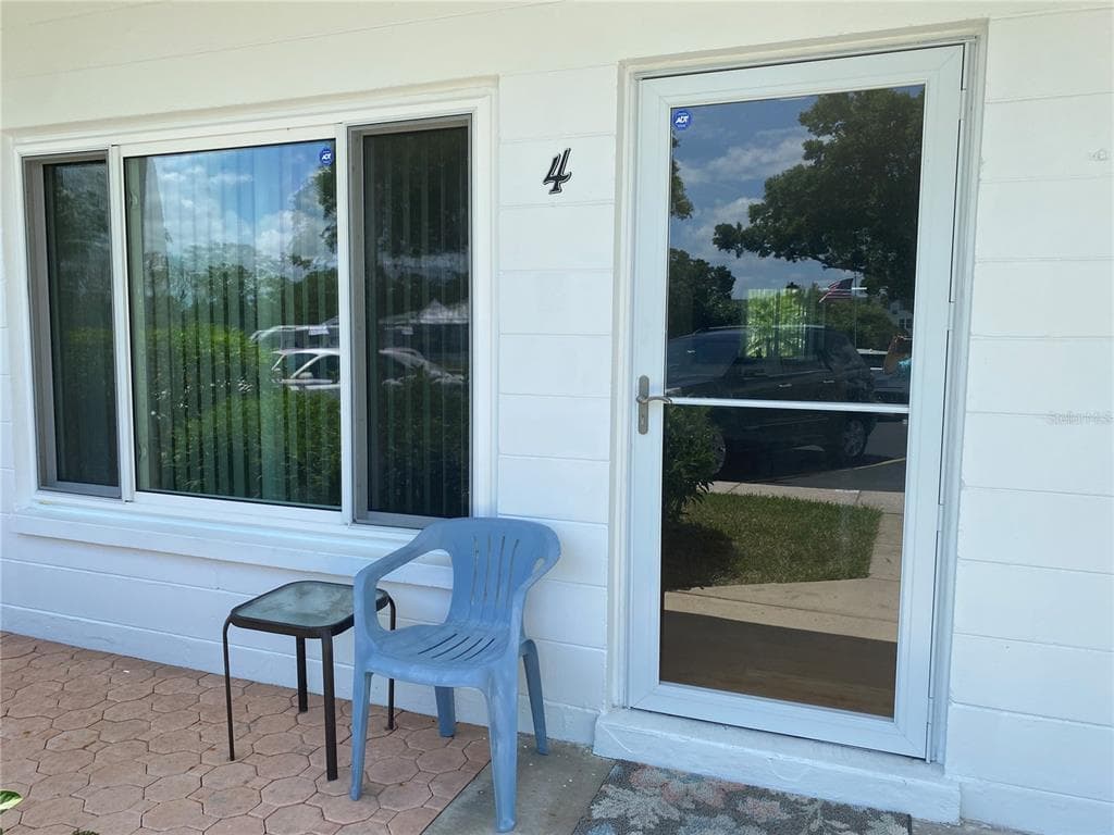 2428 COLUMBIA DRIVE UNIT 4 CLEARWATER, FL 33763