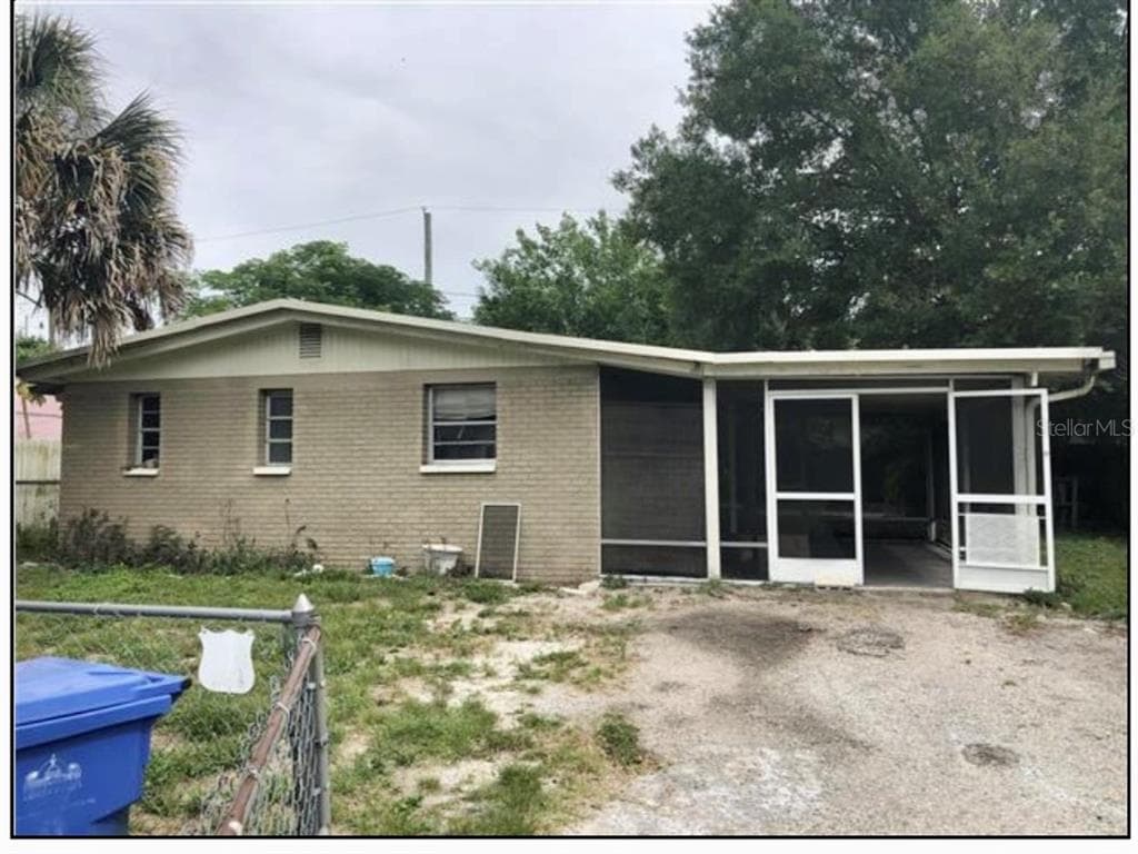 8108 ALPINE AVENUE TAMPA, FL 33619