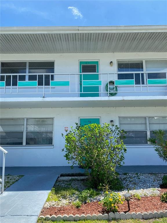 5875 21ST STREET N UNIT 11 ST PETERSBURG, FL 33714