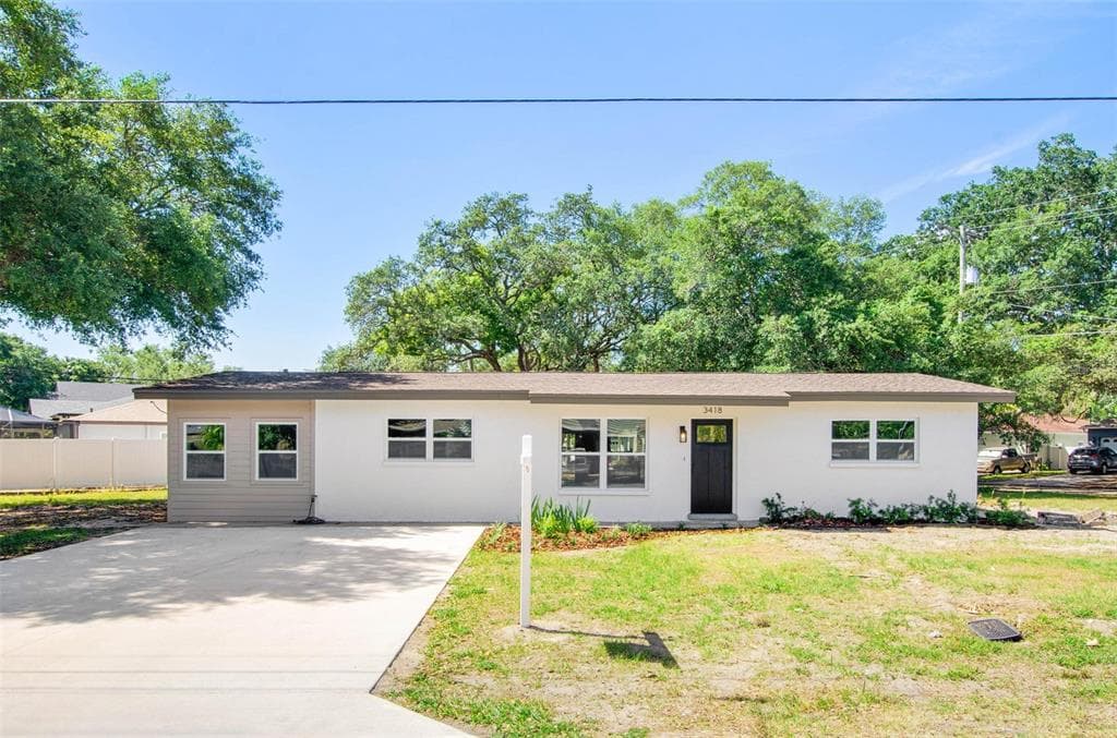3418 W BAY AVENUE TAMPA, FL 33611