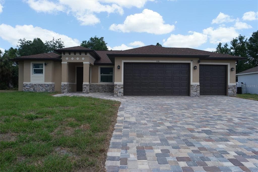 1176 N LAVINA STREET NORTH PORT, FL 34286