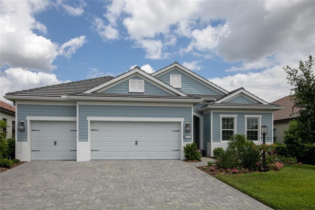 13123 DEEP BLUE PLACE BRADENTON, FL 34211