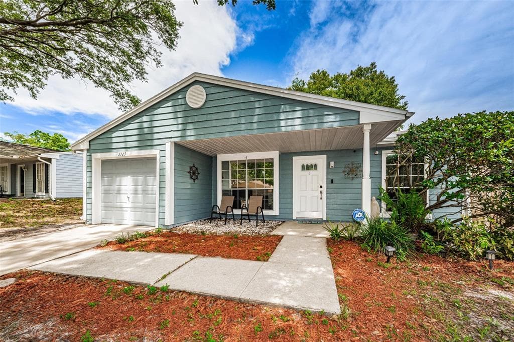 2723 KAVALIER DRIVE PALM HARBOR, FL 34684