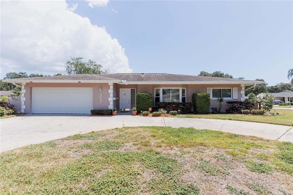 9097 MERRIMOOR BOULEVARD LARGO, FL 33777
