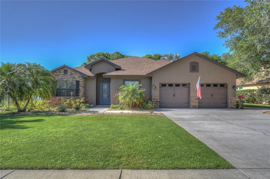 2203 HERITAGE CREST DRIVE VALRICO, FL 33594