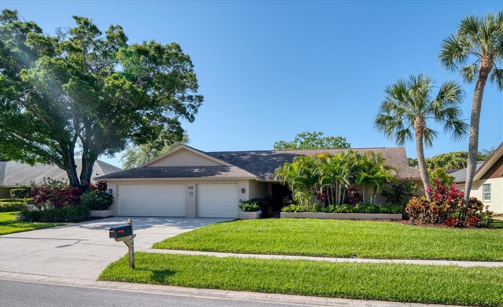 2679 BRATTLE LANE CLEARWATER, FL 33761
