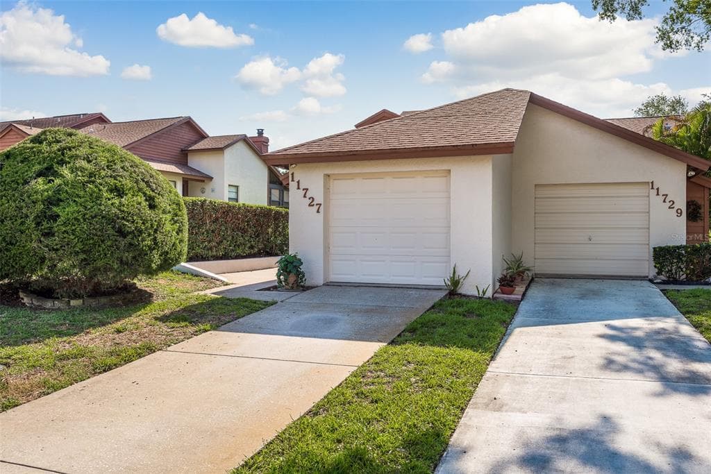 11727 ROLLING PINE LANE PORT RICHEY, FL 34668