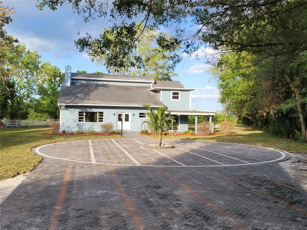 2123 ZIPPERER ROAD