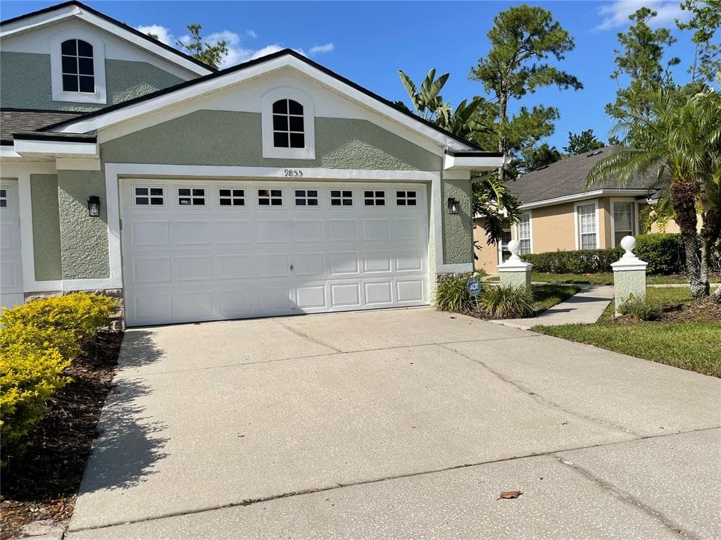9855 GINGERWOOD DRIVE TAMPA, FL 33626