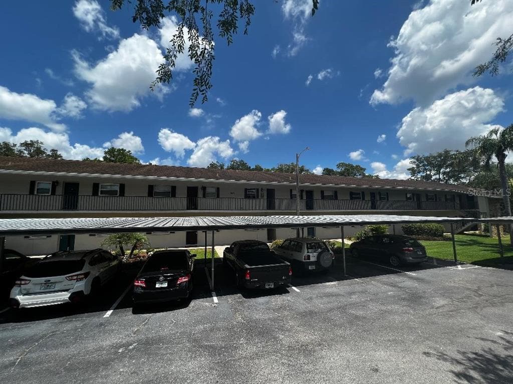 9881 113TH STREET UNIT 217 SEMINOLE, FL 33772