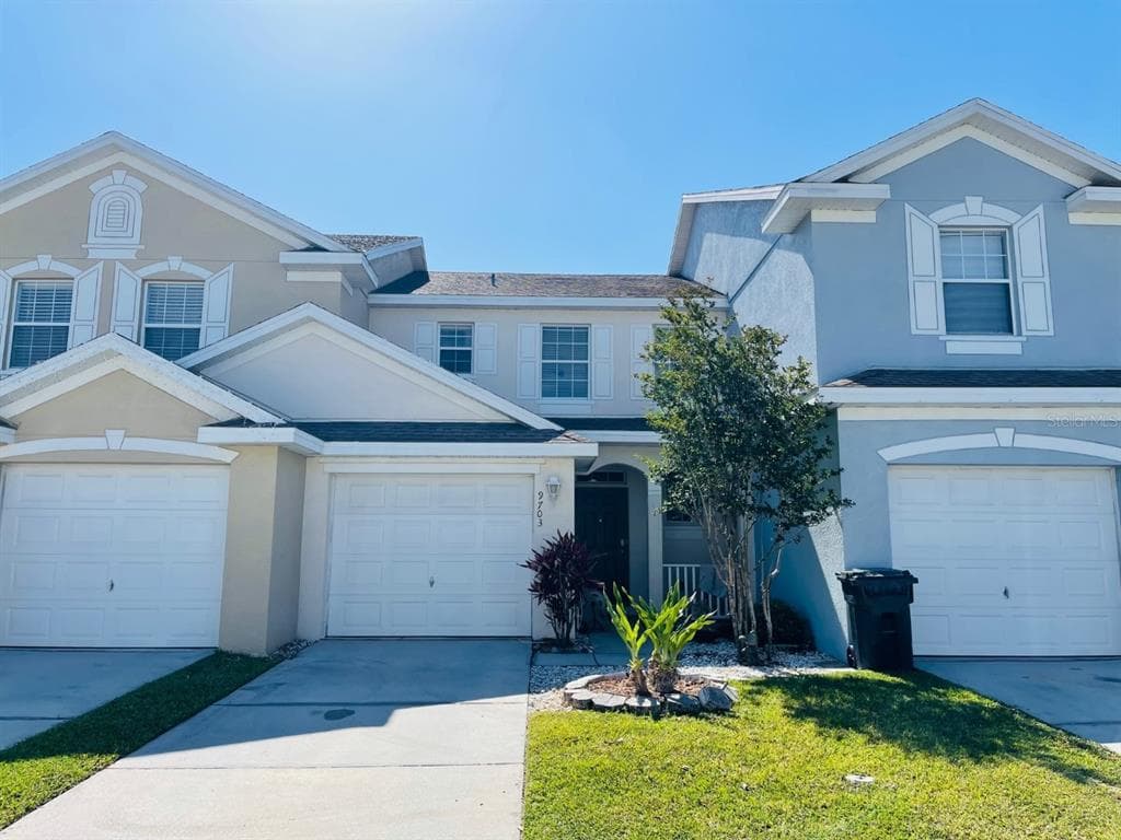 9703 CARLSDALE DRIVE RIVERVIEW, FL 33578
