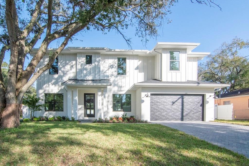 721 W PLYMOUTH STREET TAMPA, FL 33603