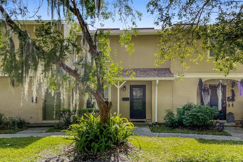 7640 WOODBRIDGE BOULEVARD TAMPA, FL 33615