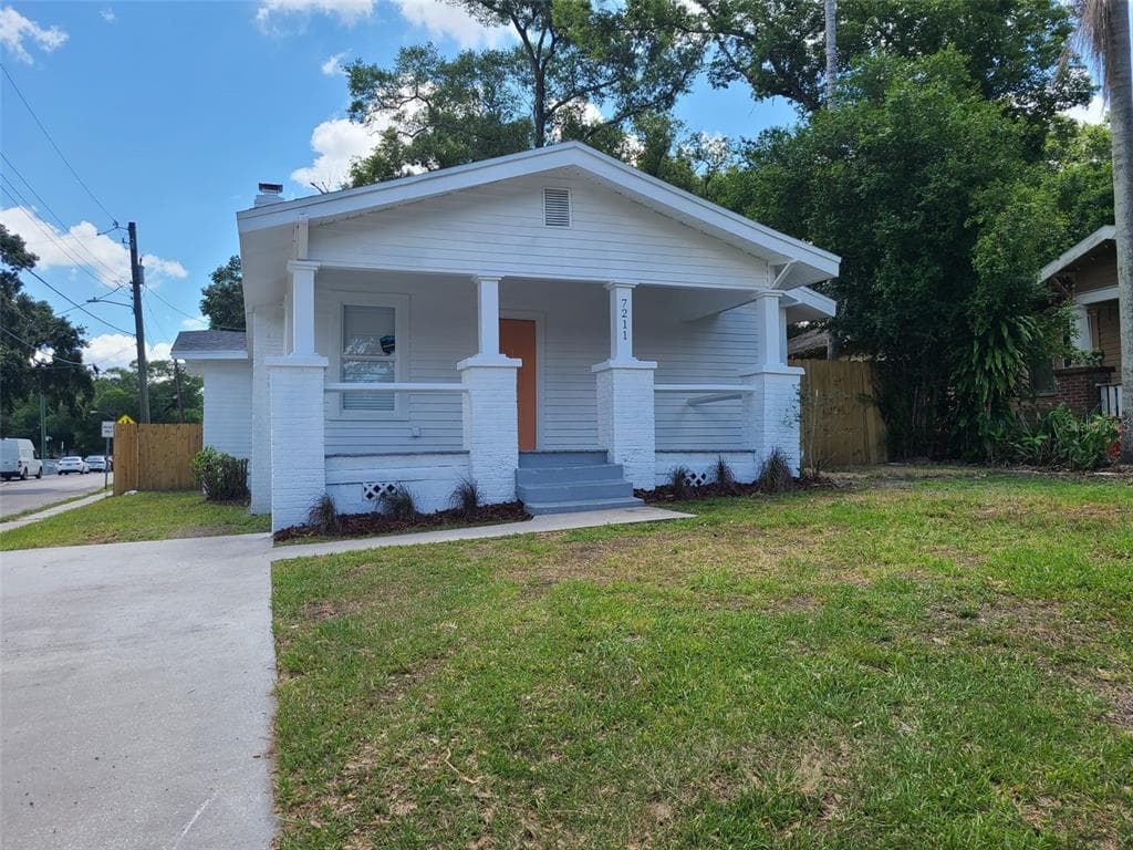 7211 N TALIAFERRO AVENUE TAMPA, FL 33604