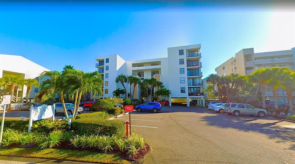 19931 GULF BOULEVARD UNIT D1 INDIAN SHORES, FL 33785