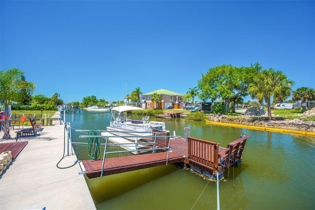 6623 BOATYARD DRIVE HUDSON, FL 34667