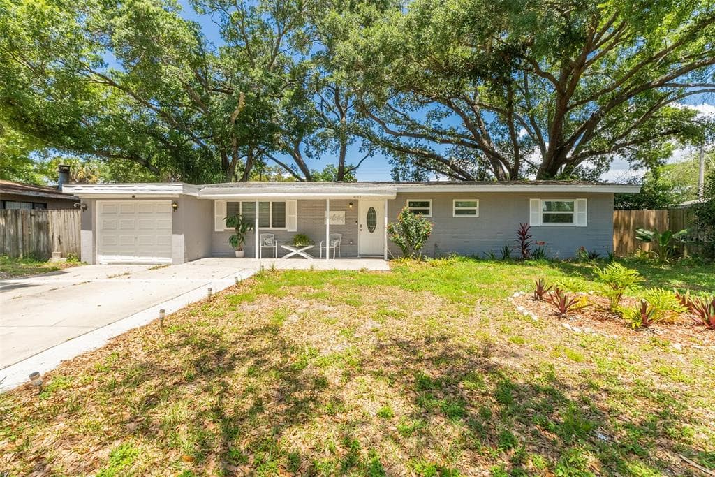 4733 W TRILBY AVENUE TAMPA, FL 33616