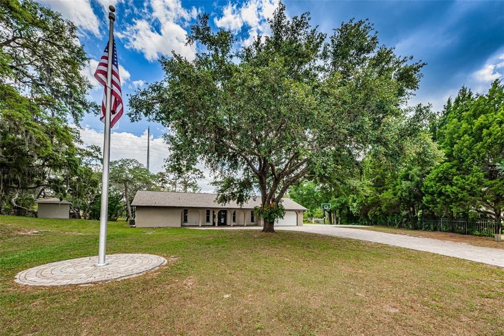 6776 COPPERFIELD DRIVE NEW PORT RICHEY, FL 34655