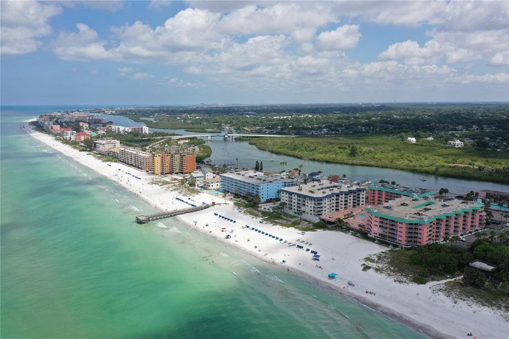 18400 GULF BOULEVARD UNIT 2202 INDIAN SHORES, FL 33785