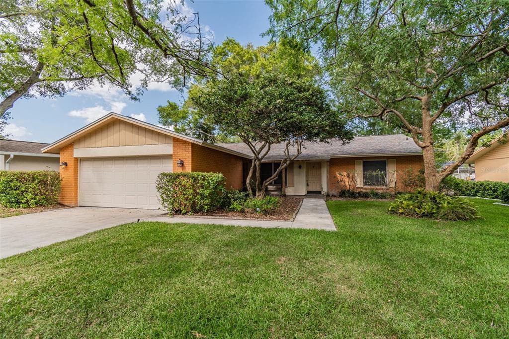 2625 BRANDYWINE DRIVE CLEARWATER, FL 33761