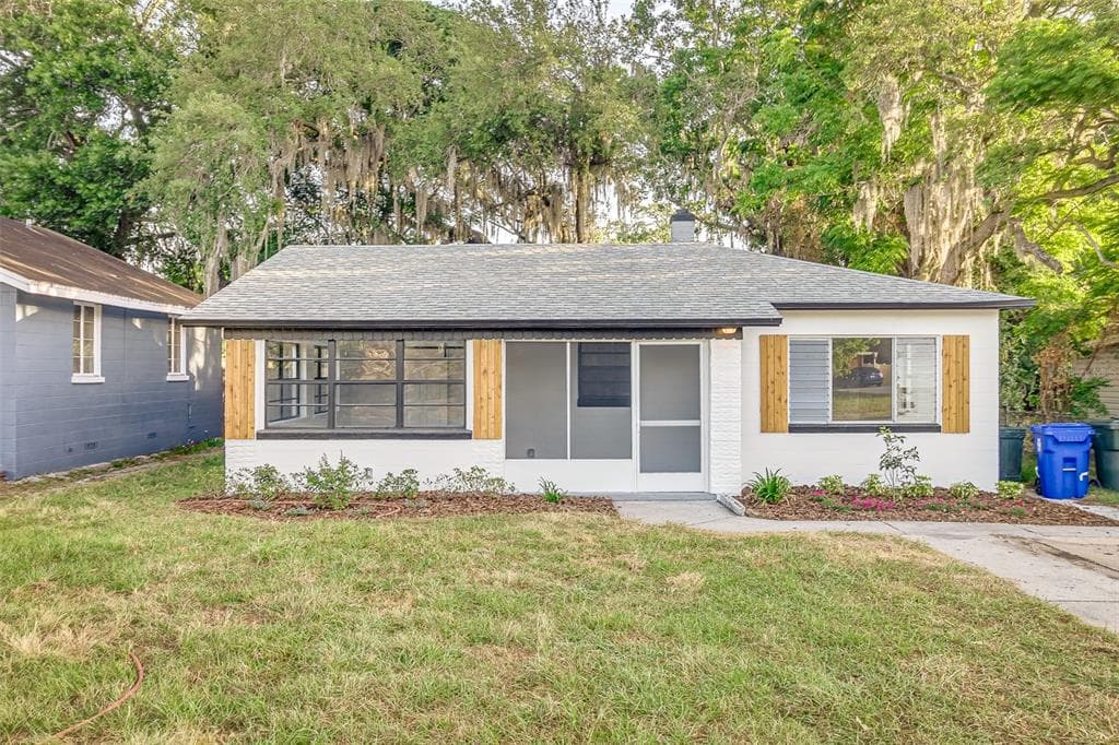 516 LAKEHURST STREET LAKELAND, FL 33805